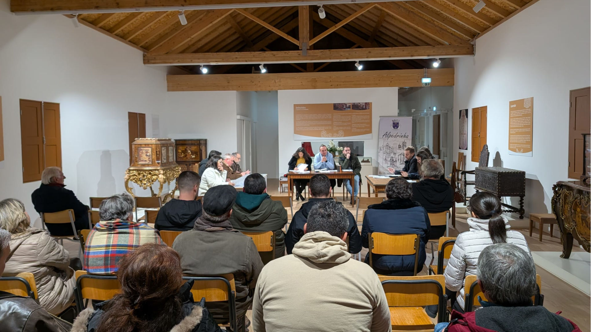 Reunião da Assembleia de Freguesia de Alpedrinha